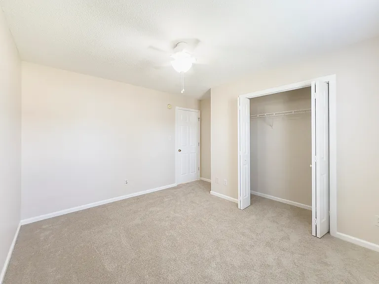 12 Cassidy Ct — Photo 25