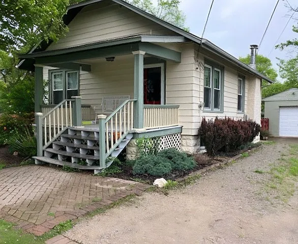9536 Main St — Photo 4