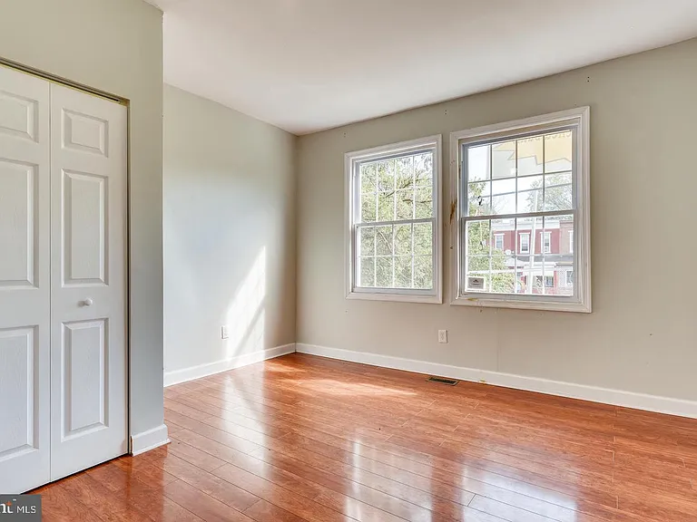 3610 Greenmount Ave — Photo 11