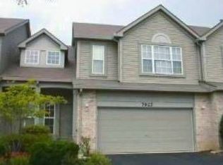 7922 Windsor Ct, Darien, IL 60561