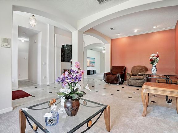 3rd image of 1709 GOLFVIEW DRIVE