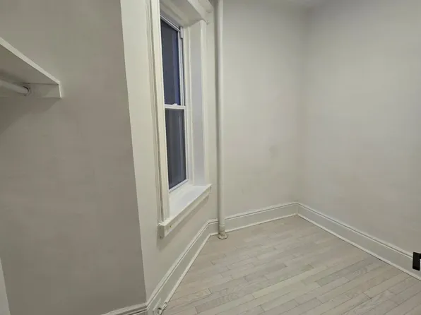 331 Baldwin Avenue image 3 of 6