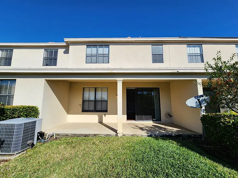 1496 Portofino Meadows Blvd — Photo 29