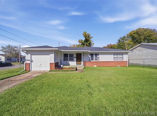 1607 A And M Dr, Okmulgee, OK 74447