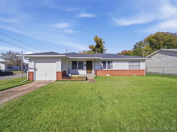 1607 A And M Dr, Okmulgee, OK 74447