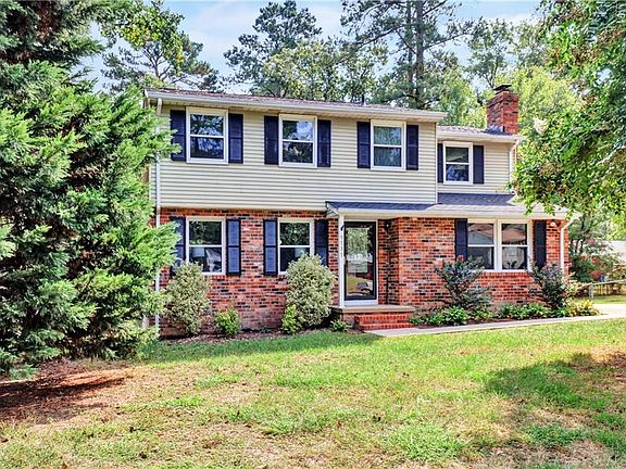 2nd image of 9737 Laurel Pine Dr
