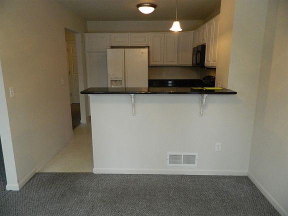 Dining room looking at kitch