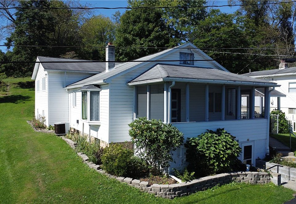 1st image of 13 Dearth Ln