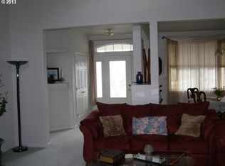 1329 NW Cedar Ridge Ct, Roseburg, OR 97471