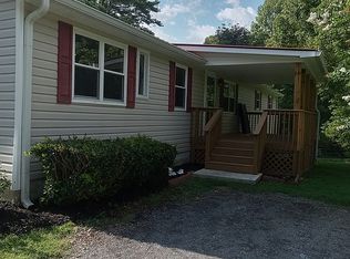 1007 Spring Place Rd, White, GA 30184