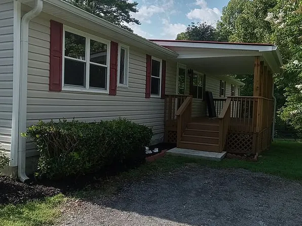 1007 Spring Place Rd, White, GA 30184