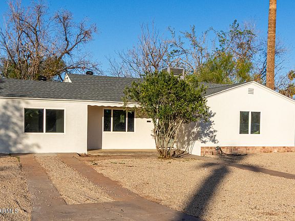3rd image of 1522 W GLENROSA Avenue