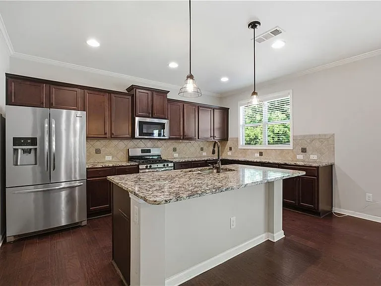 4910 Belcrest Way — Photo 14