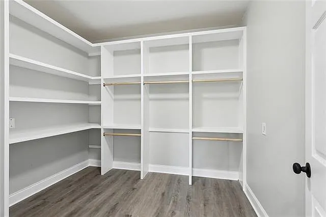 3439 Kabel Dr #206 — Photo 9