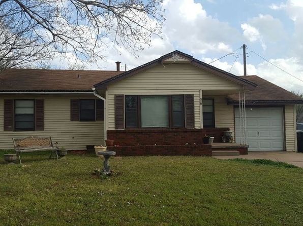 928 N Locust Ln