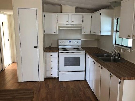 4th image of 1248 Chobee Bhr St