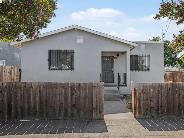 206 E 16th St, Pittsburg, CA 94565