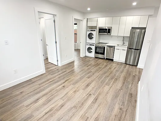 Rented by REAL New York | media 11