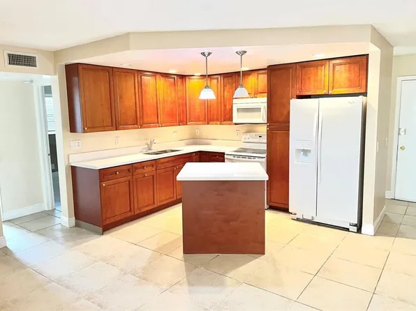 4425 Treehouse Lane #A, Tamarac, FL 33319