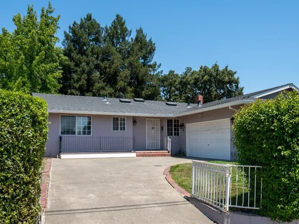 90 Jess Avenue, Petaluma, CA 94952
