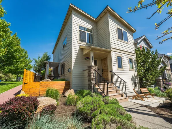 1764 NW Harriman St, Bend, OR 97703