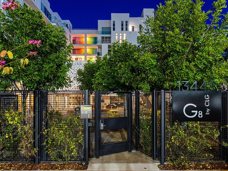 G8 Entrance