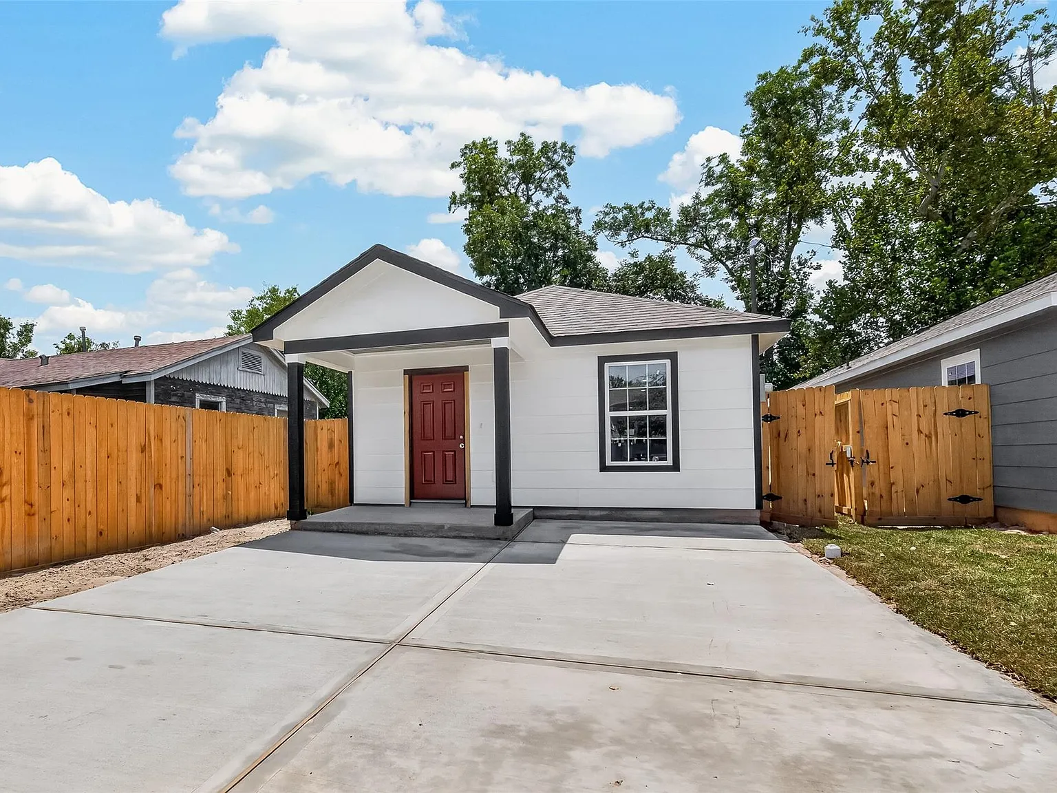 3 bed, 2.0 bath, 1520 sqft, $1,650 — Photo 2