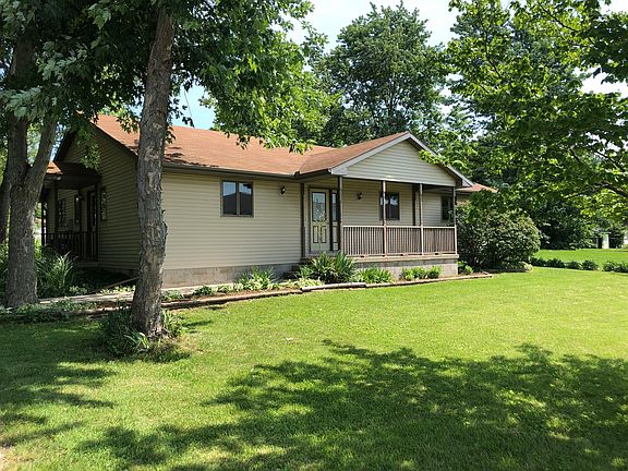 4th image of 1001 E High St