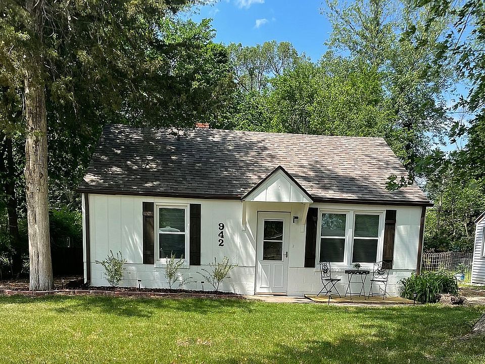 1st image of 942 Kingsley Dr