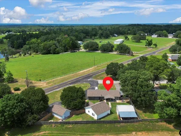 13769 Jennifer St, Lindale, TX 75771