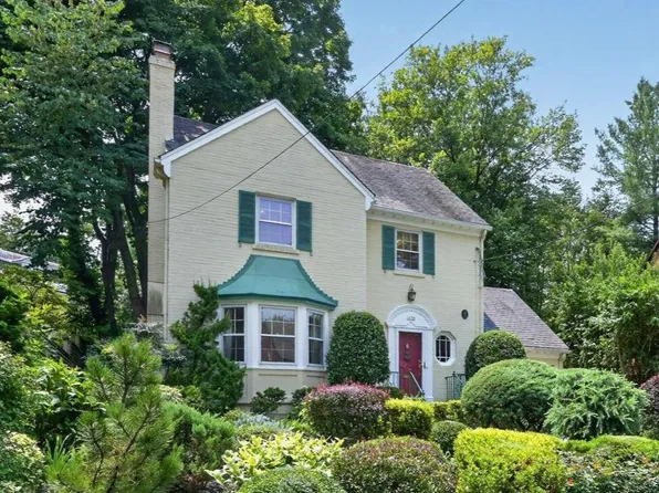 1670 Primrose Rd NW, Washington, DC 20012