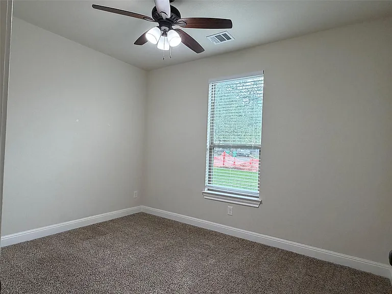 206 Fairway Cir — Photo 13