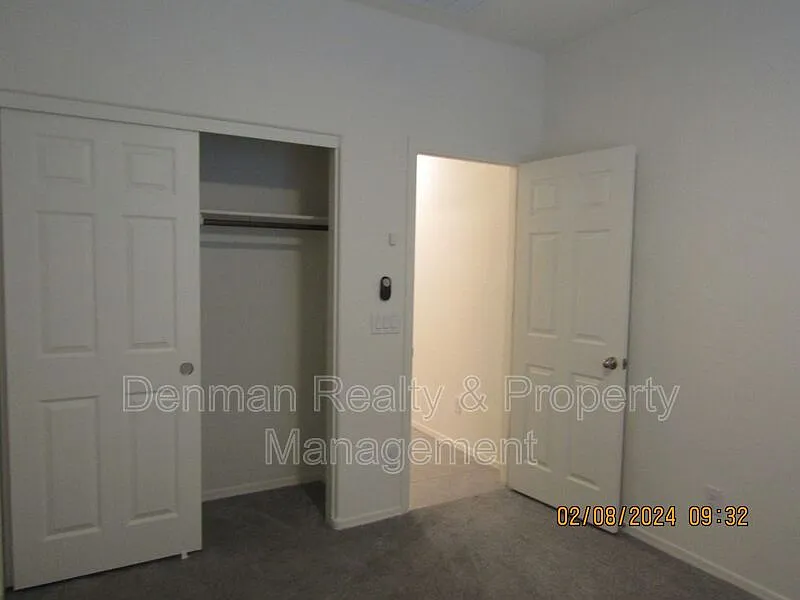 4 bed, 2.0 bath, 1797 sqft, $1,750 — Photo 4