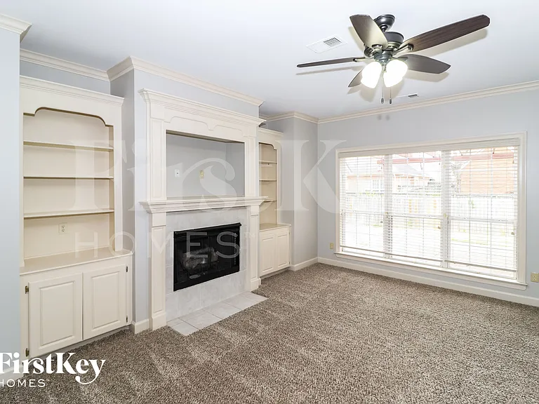 1311 Rain Hollow Cir W — Photo 3