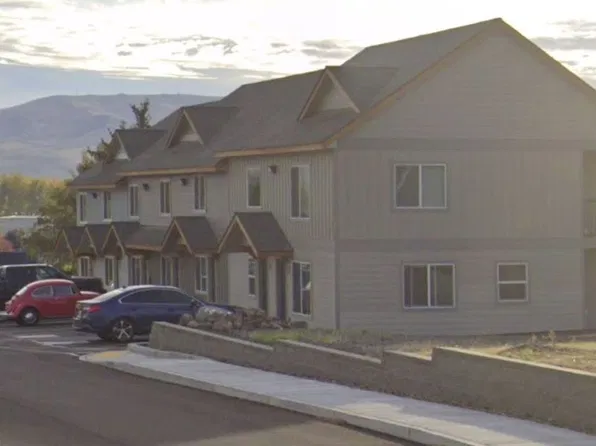 Selah Townhomes, 615 N 1st St #F, Selah, WA 98942