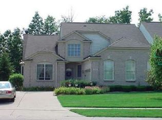 1202 Rock Valley, Rochester, MI 48307