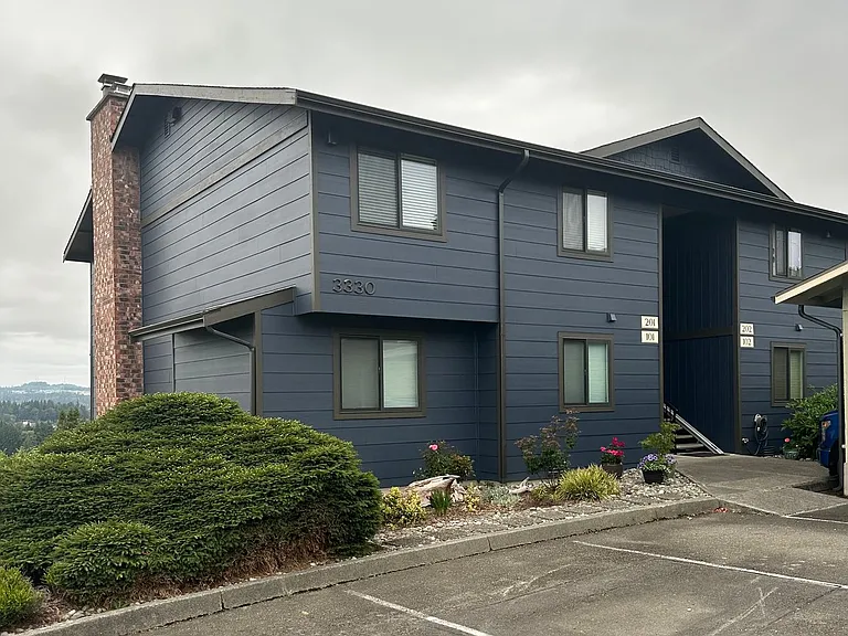 3330 Narrows View Ln NE — Photo 1