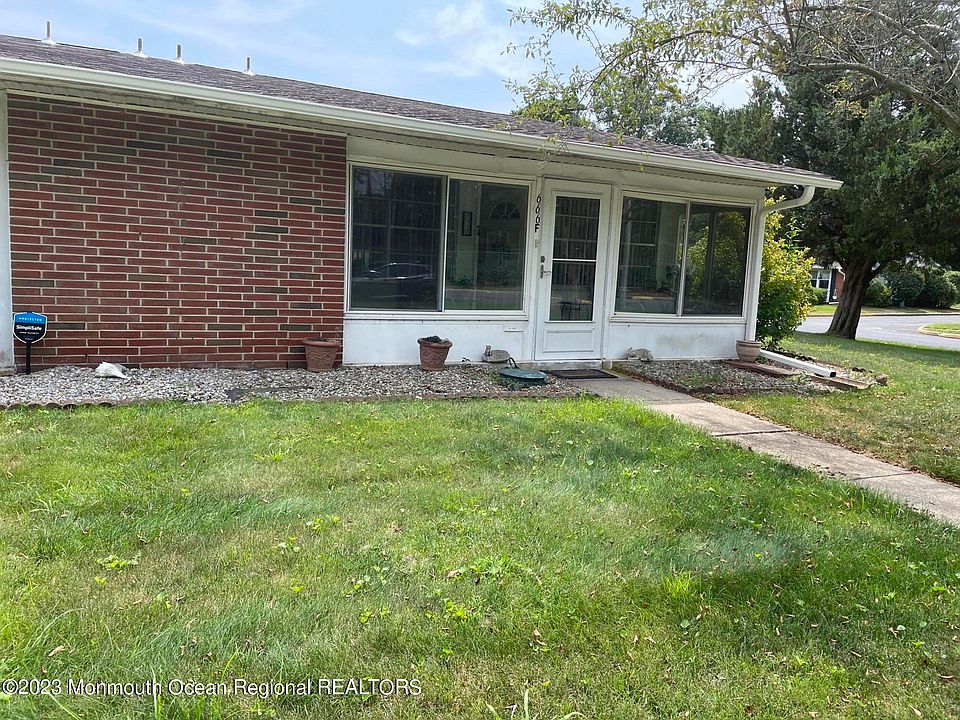1st image of 666F Plymouth Drive