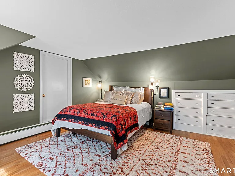 38 Barry Ln — Photo 21