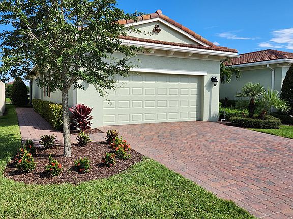2nd image of 21029 SW Modena Way