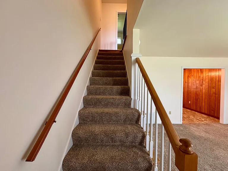 Oakwood Apartments — Photo 2