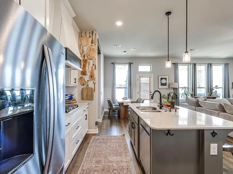 13221 SW 6th St — Photo 16