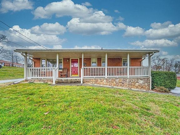 2nd image of 2147 Mill Ln