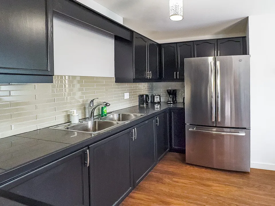 67 Main St #5