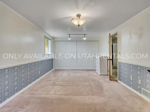 485 E 1150 N Room 4, Logan, UT 84341