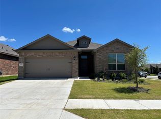 5471 Gold Pond Dr, Fort Worth, TX 76179