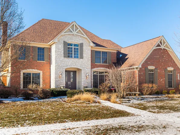 40W715 Ellis Johnson Ln, St Charles, IL 60175