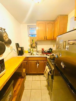 5th image of 550 Saint Marks Ave #1F