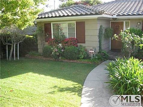 1st image of 4938 Cresita Dr