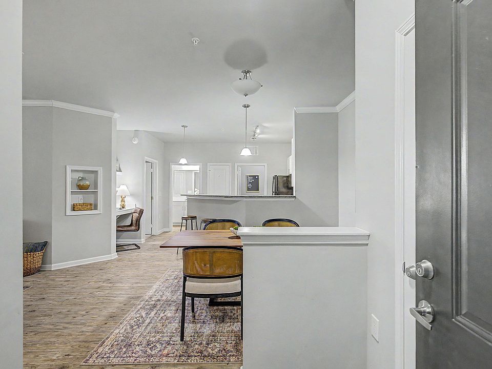 1st image of 45 Lullwater Dr #1112